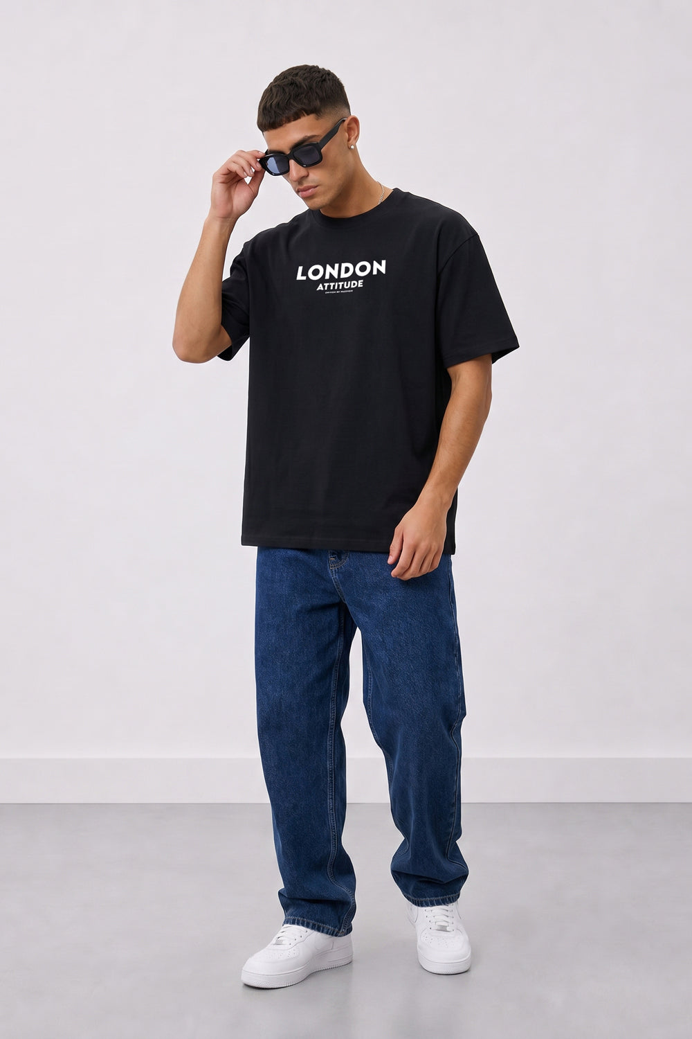 Dragon & Rose Premium Oversized Heavyweight T-Shirt in Black