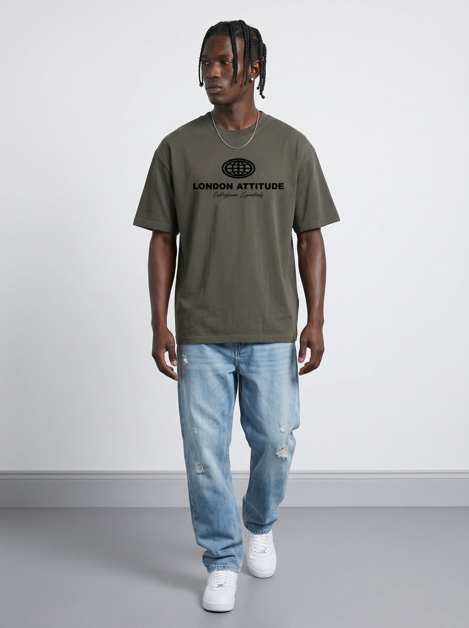 Essential Globe Logo Premium Organic Cotton T-Shirt