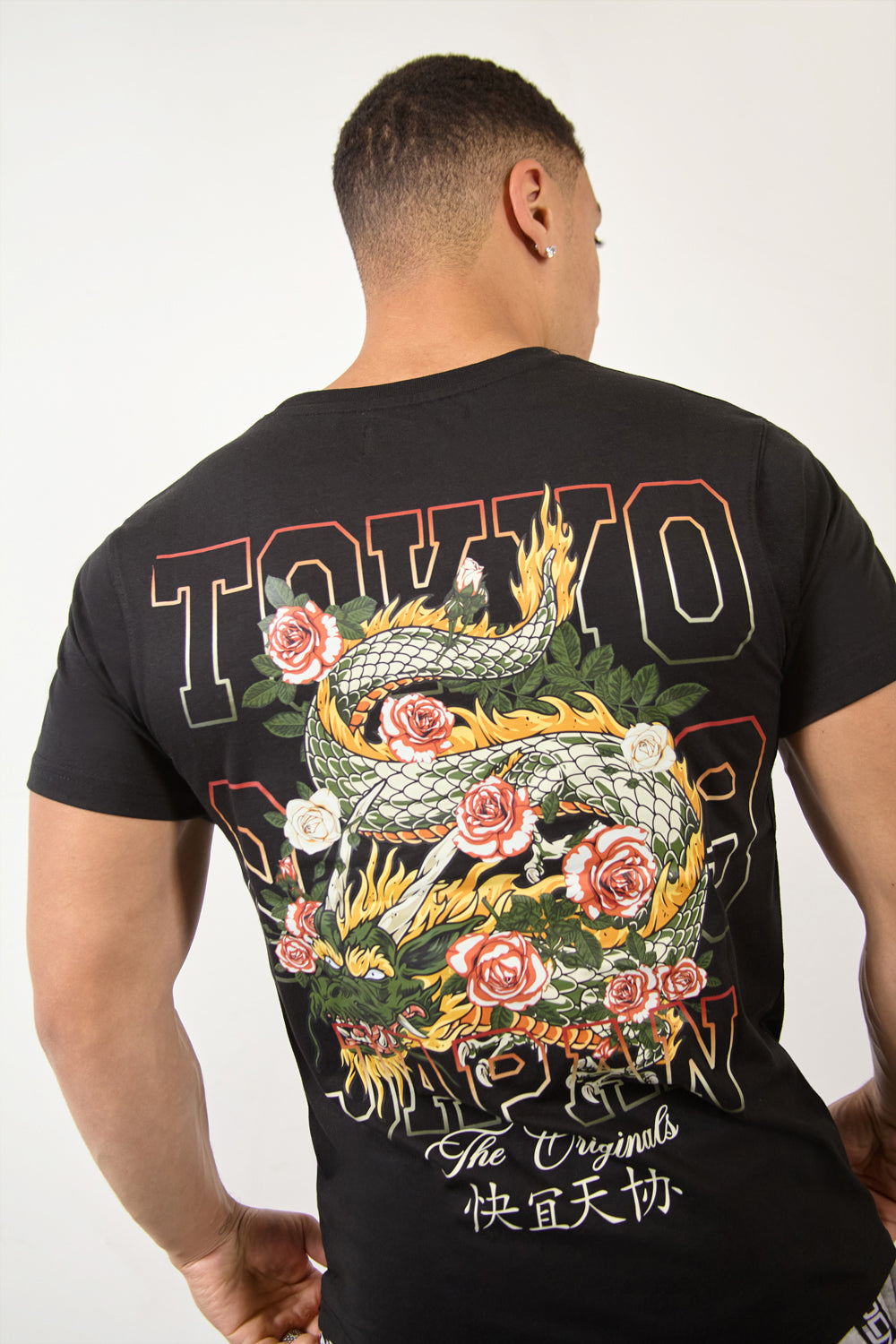 Black Crew Neck Dragon Graphic Regular Fit T-Shirt - London Attitude