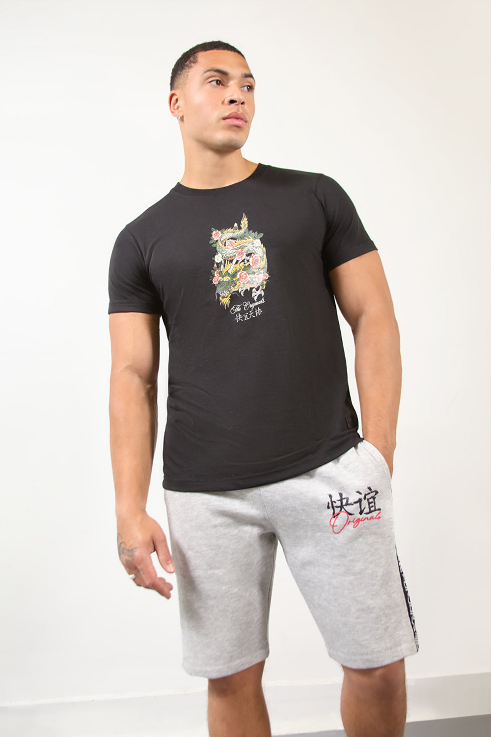 Black Crew Neck Dragon Graphic Regular Fit T-Shirt - London Attitude
