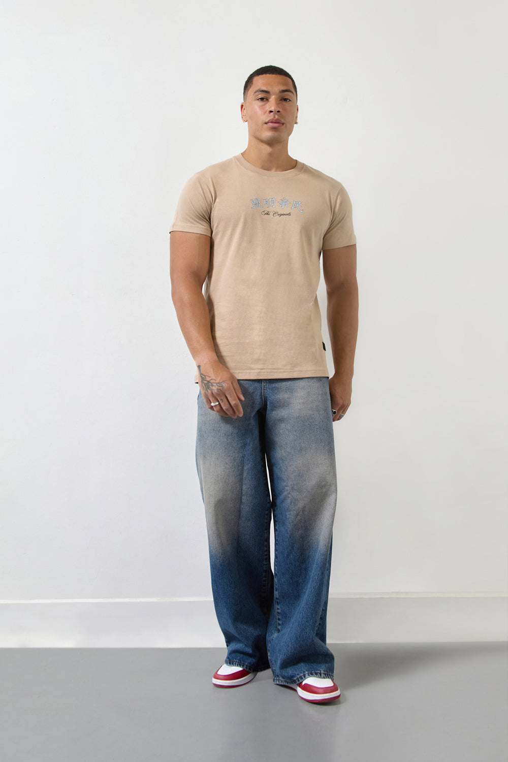 Dragon Graphic Regular Fit T-Shirt in Beige-Originals Edition - London Attitude