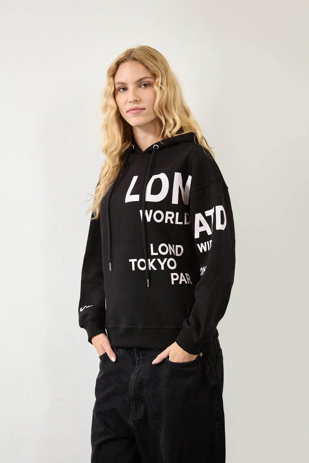 Women's Relaxed Fit Printed Hoodie Black - London Attitude