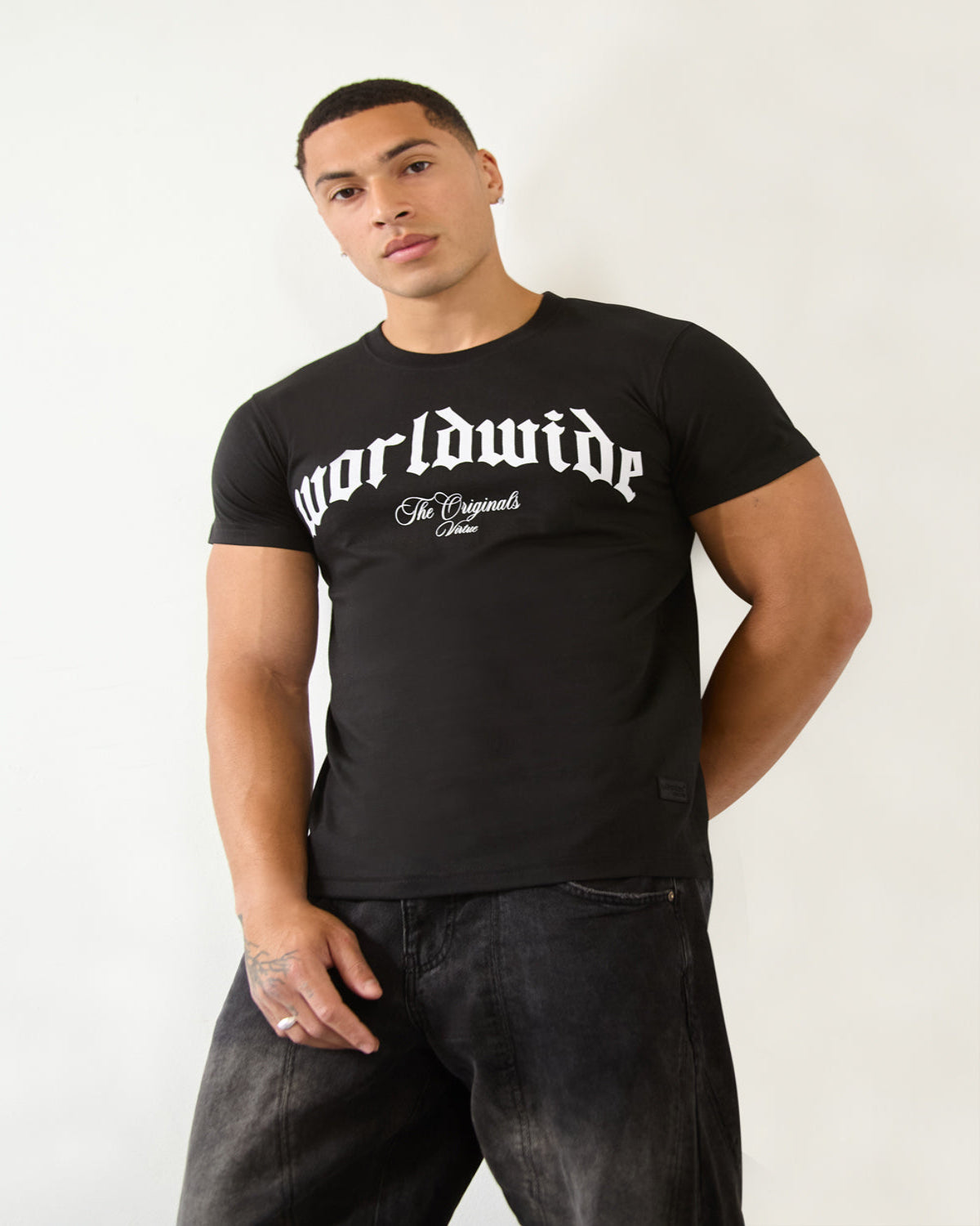 Worldwide Graphic Regular Fit T-Shirt in Black - London Attitude