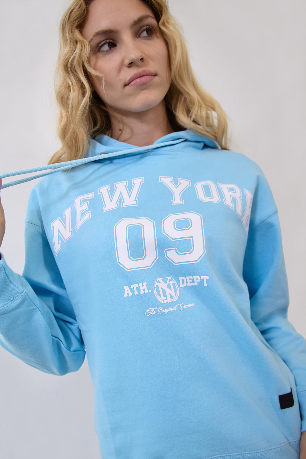 Women’s Sky Blue “New York 09” Hoodie - London Attitude