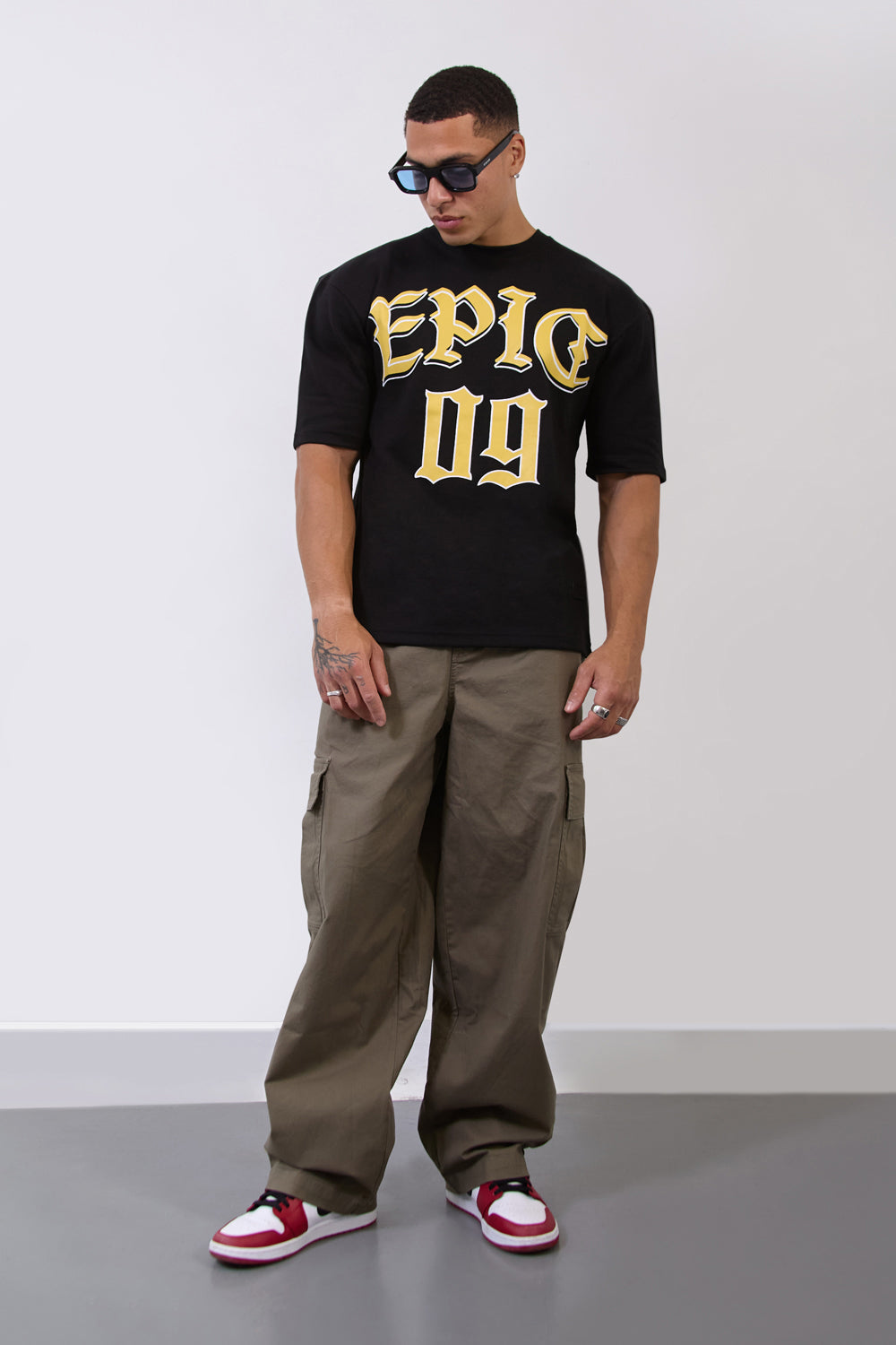 Black Over Size “Epic 09” Originals T-Shirt - London Attitude