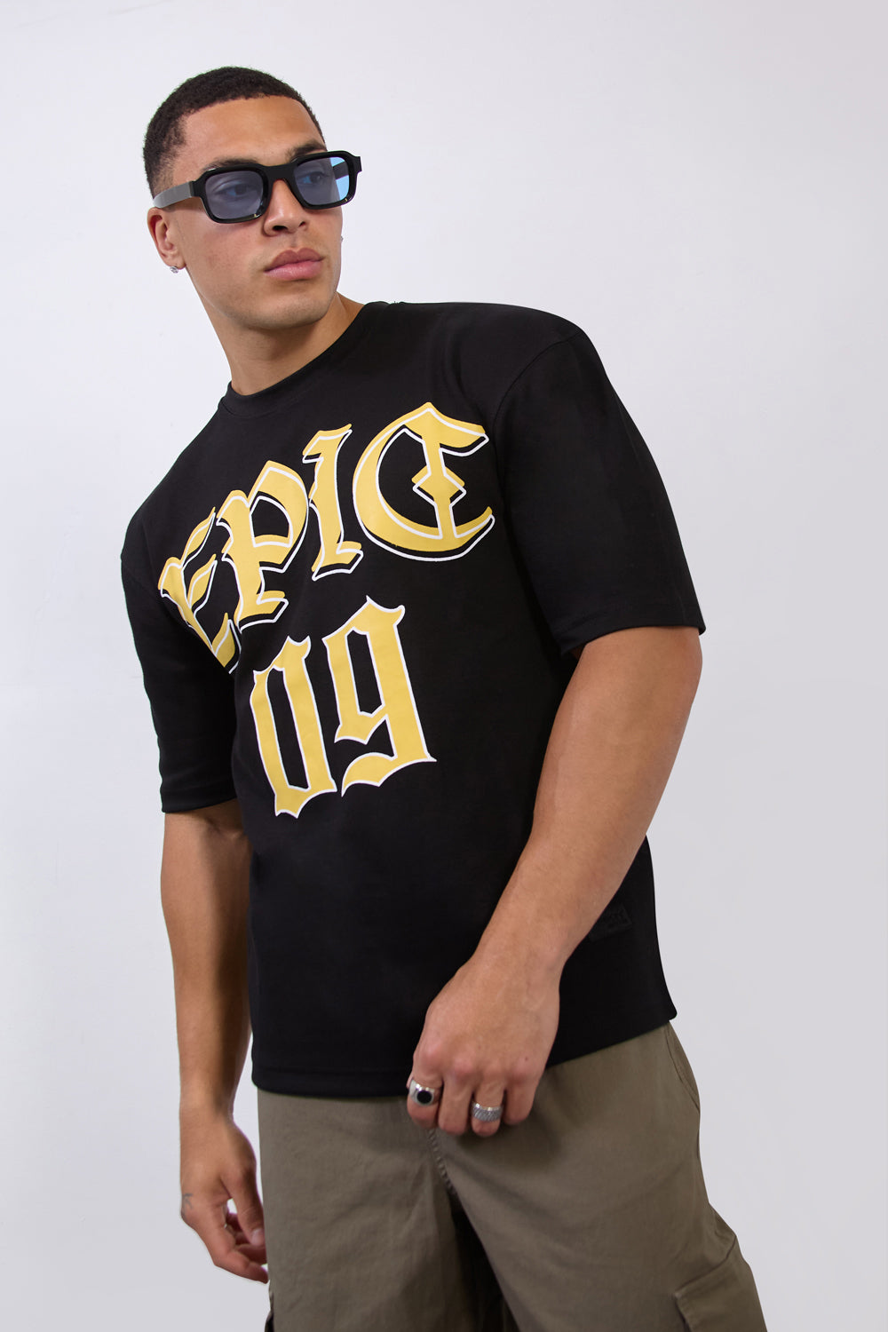 Black Over Size “Epic 09” Originals T-Shirt - London Attitude