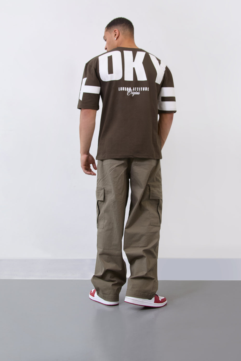 Khaki Over Size Streetwear T-Shirt-Tokyo Edition - London Attitude