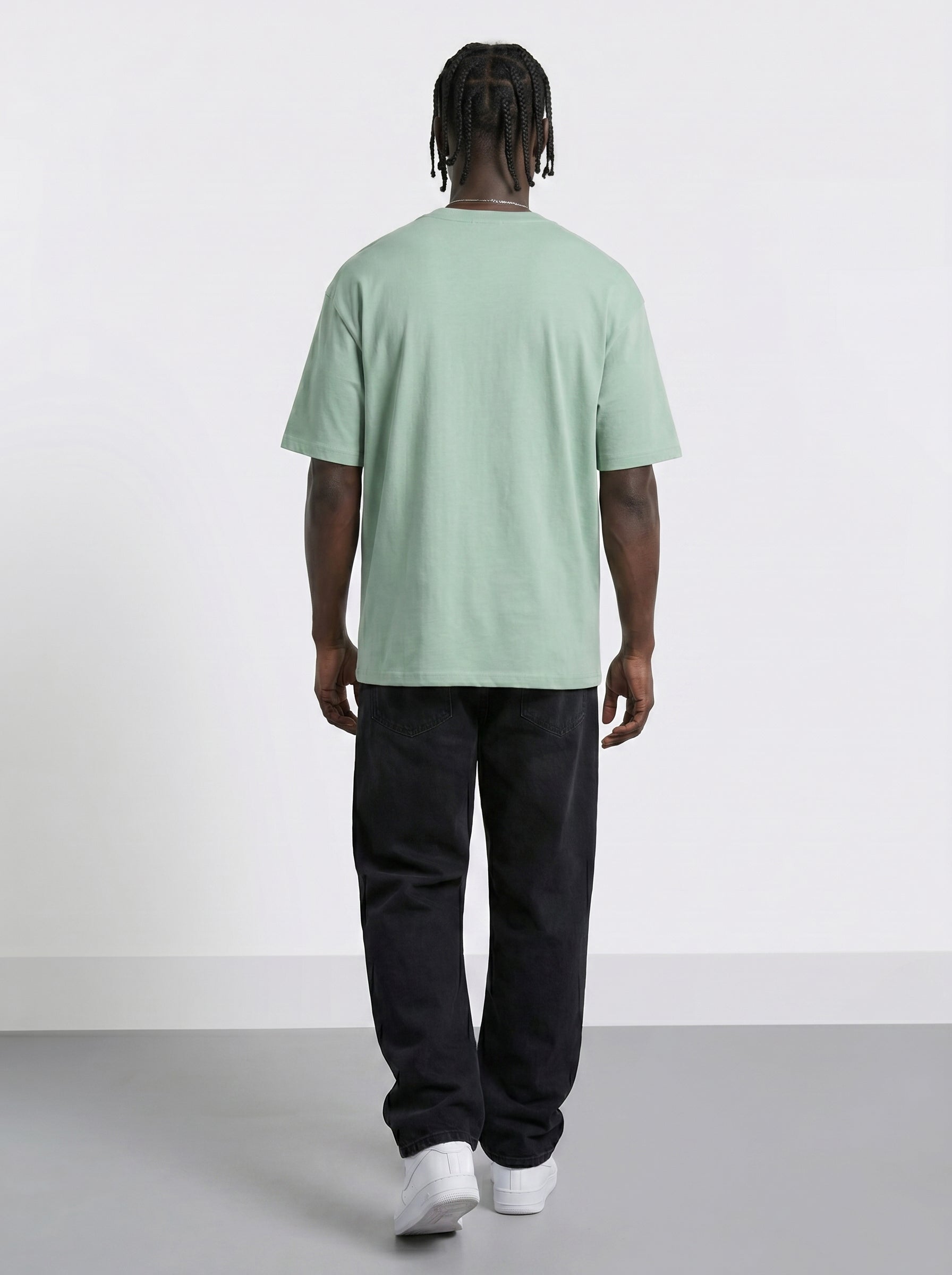 Essential Globe Logo Premium Organic Cotton T-Shirt