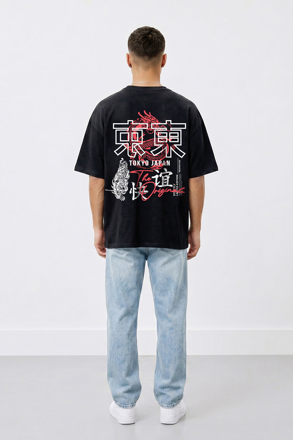 Tokyo Dragon Oversized Heavyweight Graphic T-Shirt in Black