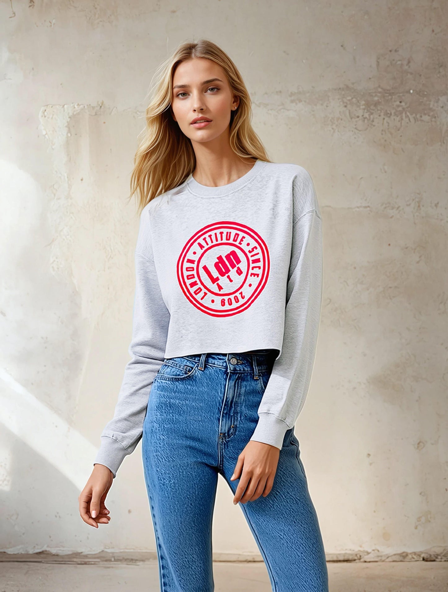 Women's Relaxed Fit  Logo Printed Cropped Sweatshirt Grey - London Attitude