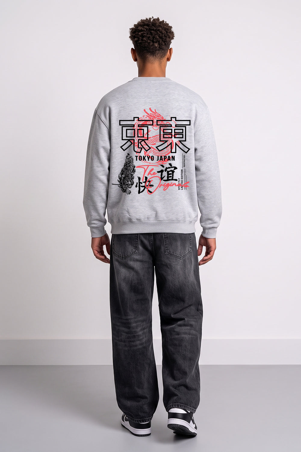 Oversized Tokyo Dragon & Tiger Sweatshirt in Heather Grey
