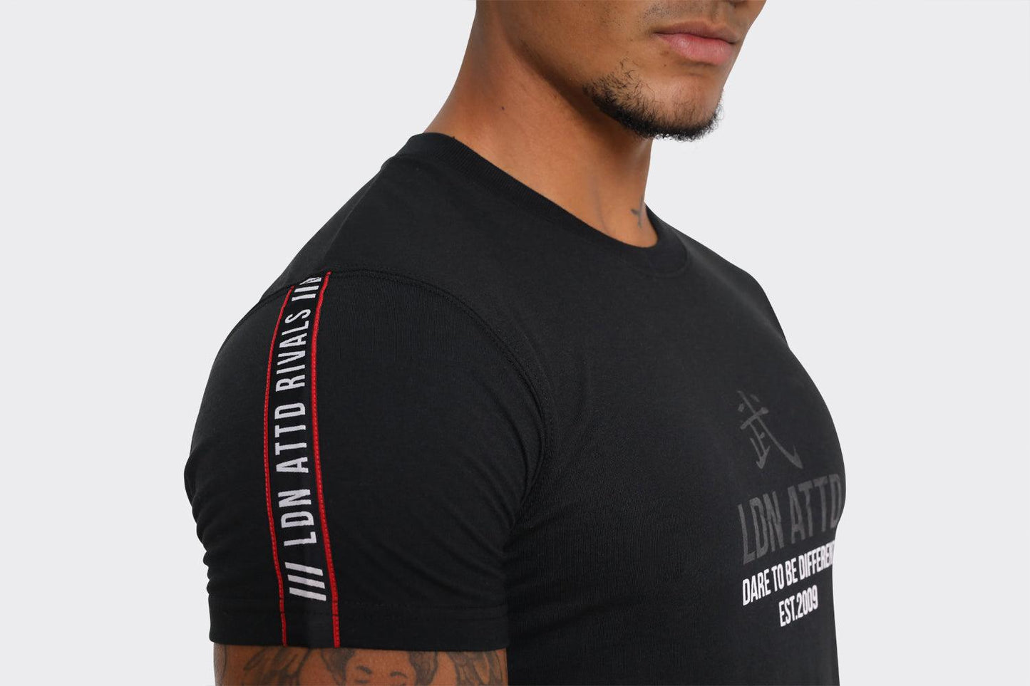 Men's LDN ATTD Black Crew Neck - "Dare to Be Different" Graphic T-Shirt - London Attitude