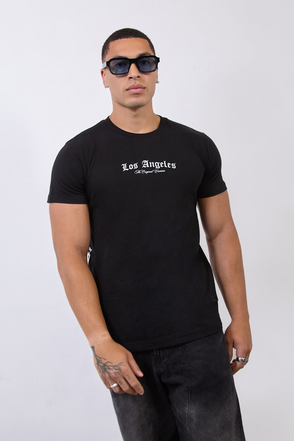 Los Angeles Cherub Graphic Regular Fit T-Shirt in Black - London Attitude