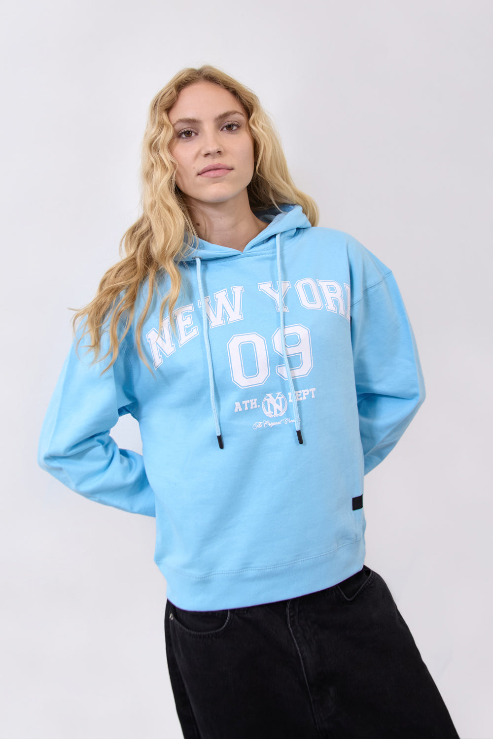 Women’s Sky Blue “New York 09” Hoodie - London Attitude
