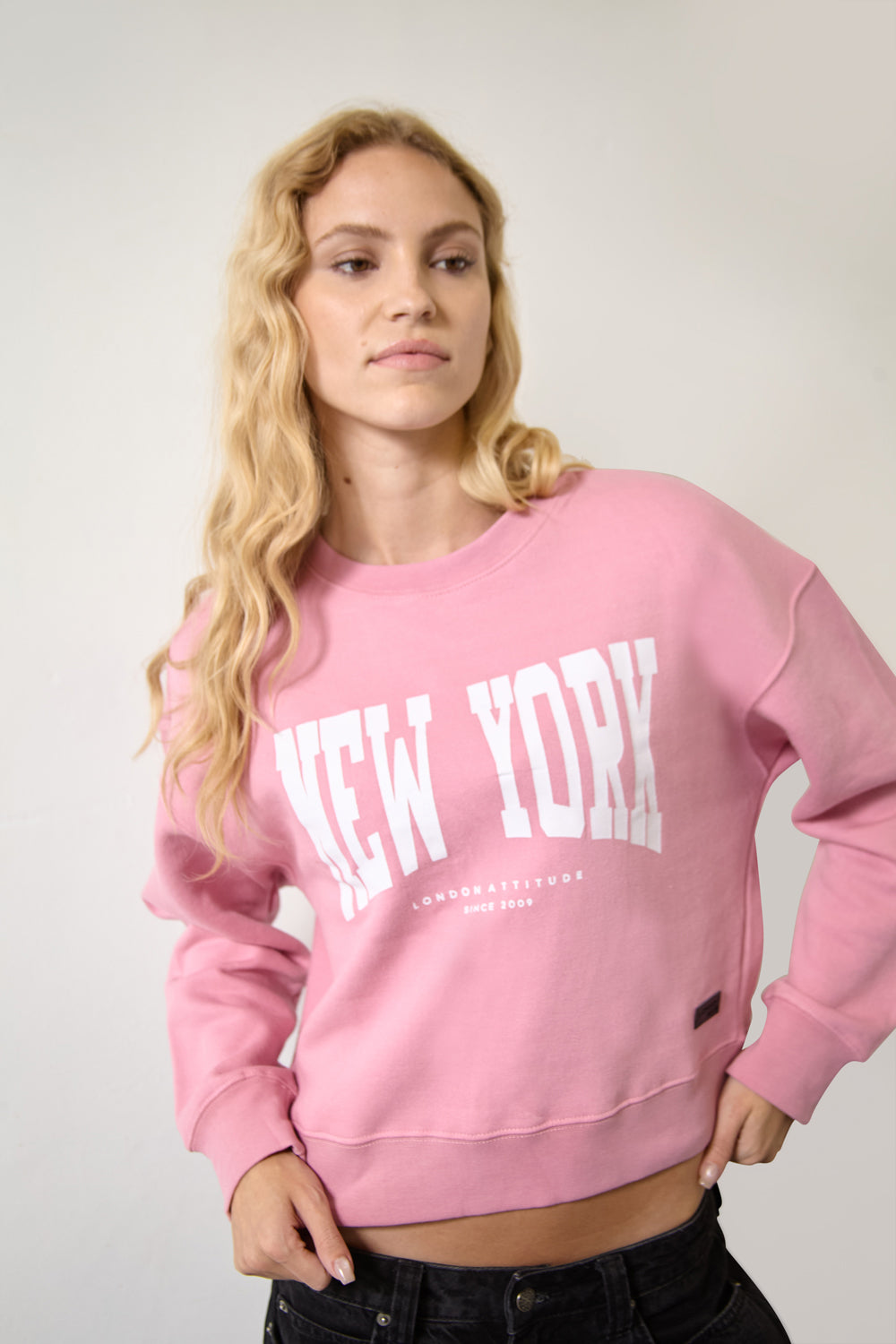 Women's Relaxed Fit New York Printed Sweatshirt Pink - London Attitude