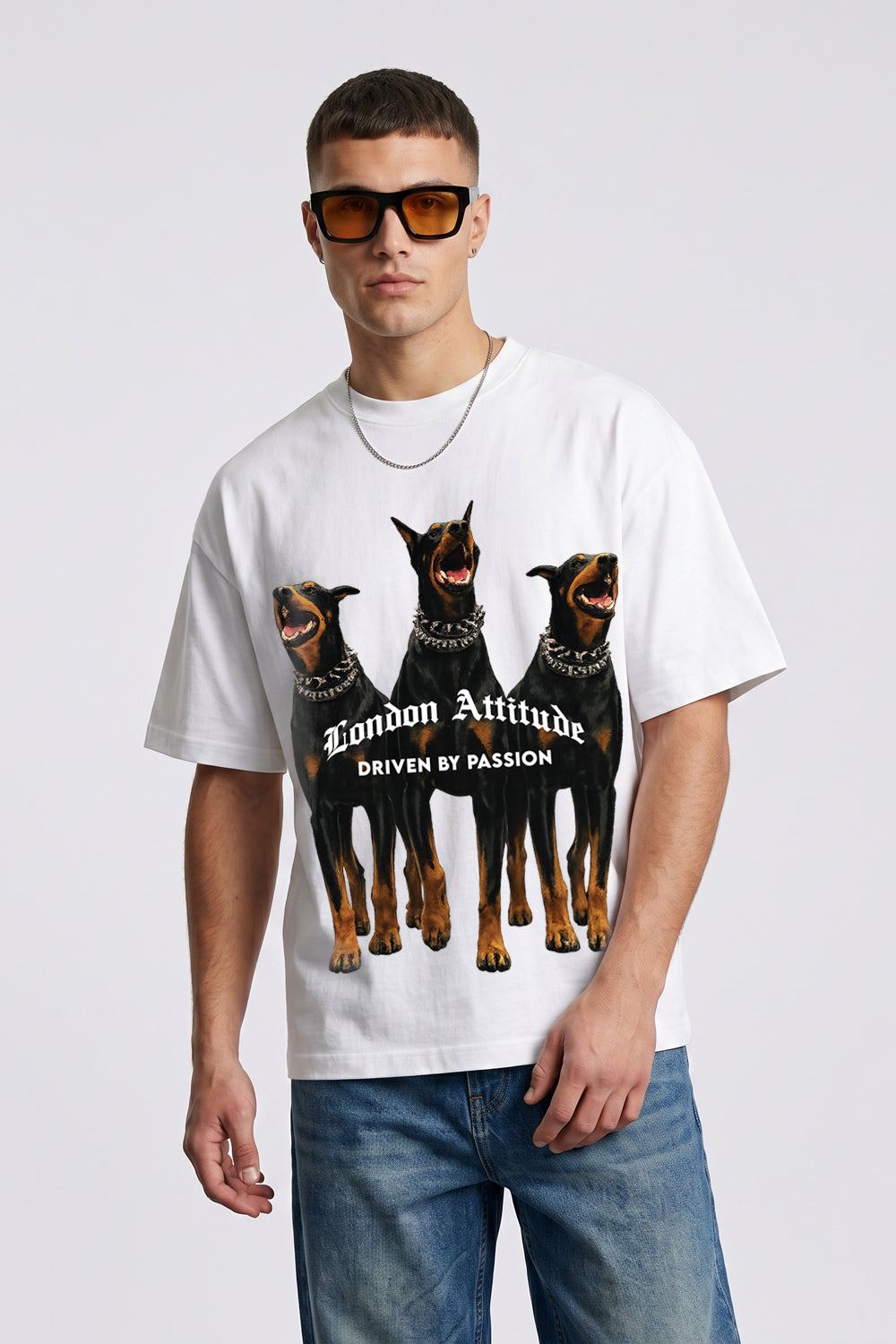 Doberman Oversized Heavyweight T-Shirt in White